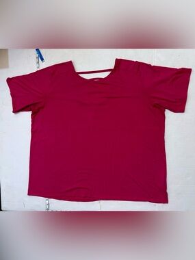 Columbia Women’s 3X Short Sleeve Keyhole Back Top in Raspberry Pink Plus Size